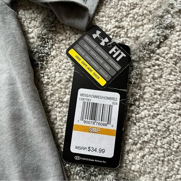 Under Armour tee gray Crewneck tshirt short sleeve SC small new - Picture 8 of 8